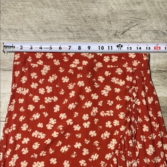 Madewell Orange and Cream Tiered A-Line Midi Skirt - Picture 8 of 10